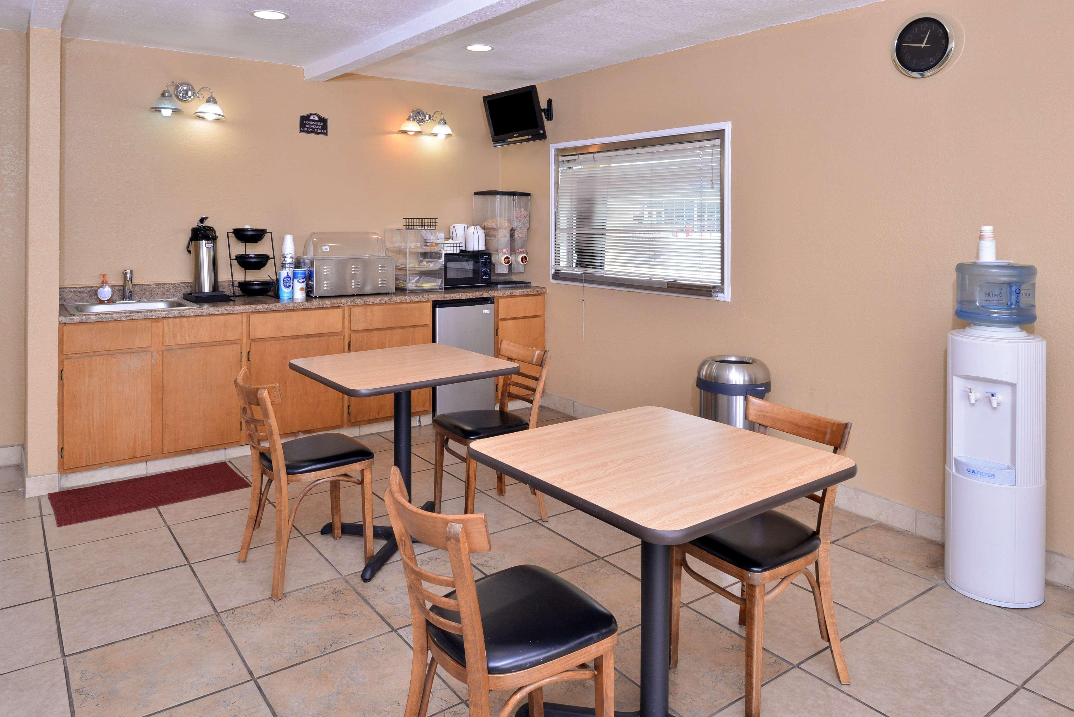 Americas Best Value Inn Schulenburg Εξωτερικό φωτογραφία