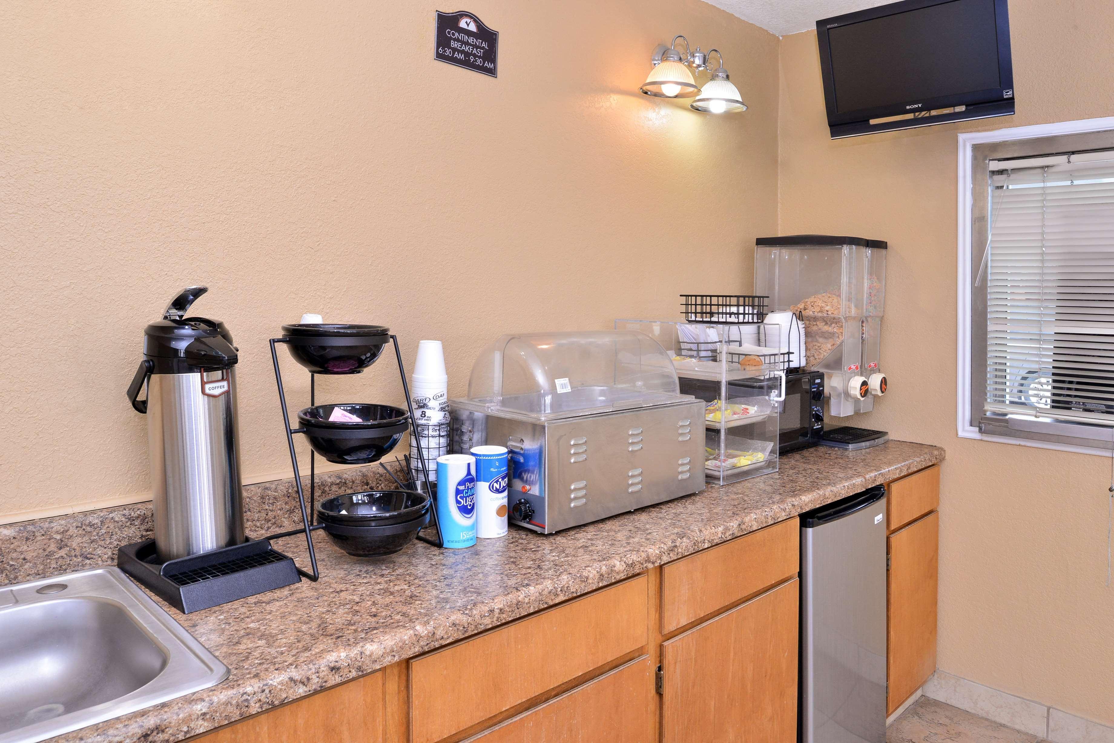 Americas Best Value Inn Schulenburg Εξωτερικό φωτογραφία