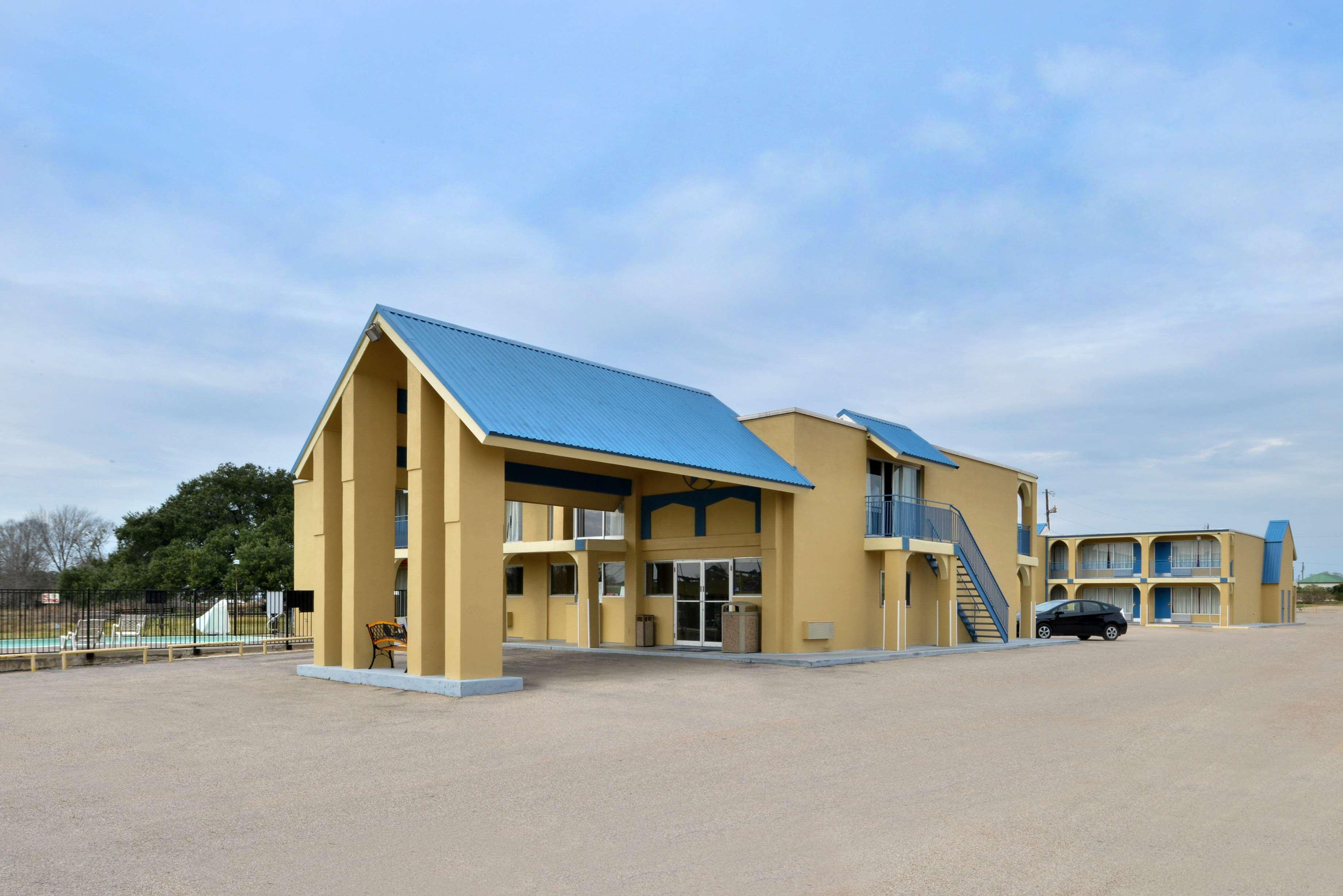 Americas Best Value Inn Schulenburg Εξωτερικό φωτογραφία